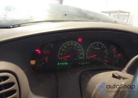 2001 Ford F-150 King Ranch Edition/Lariat/Xlt from USA, damaged, VIN 1FTRW08L51KF66858